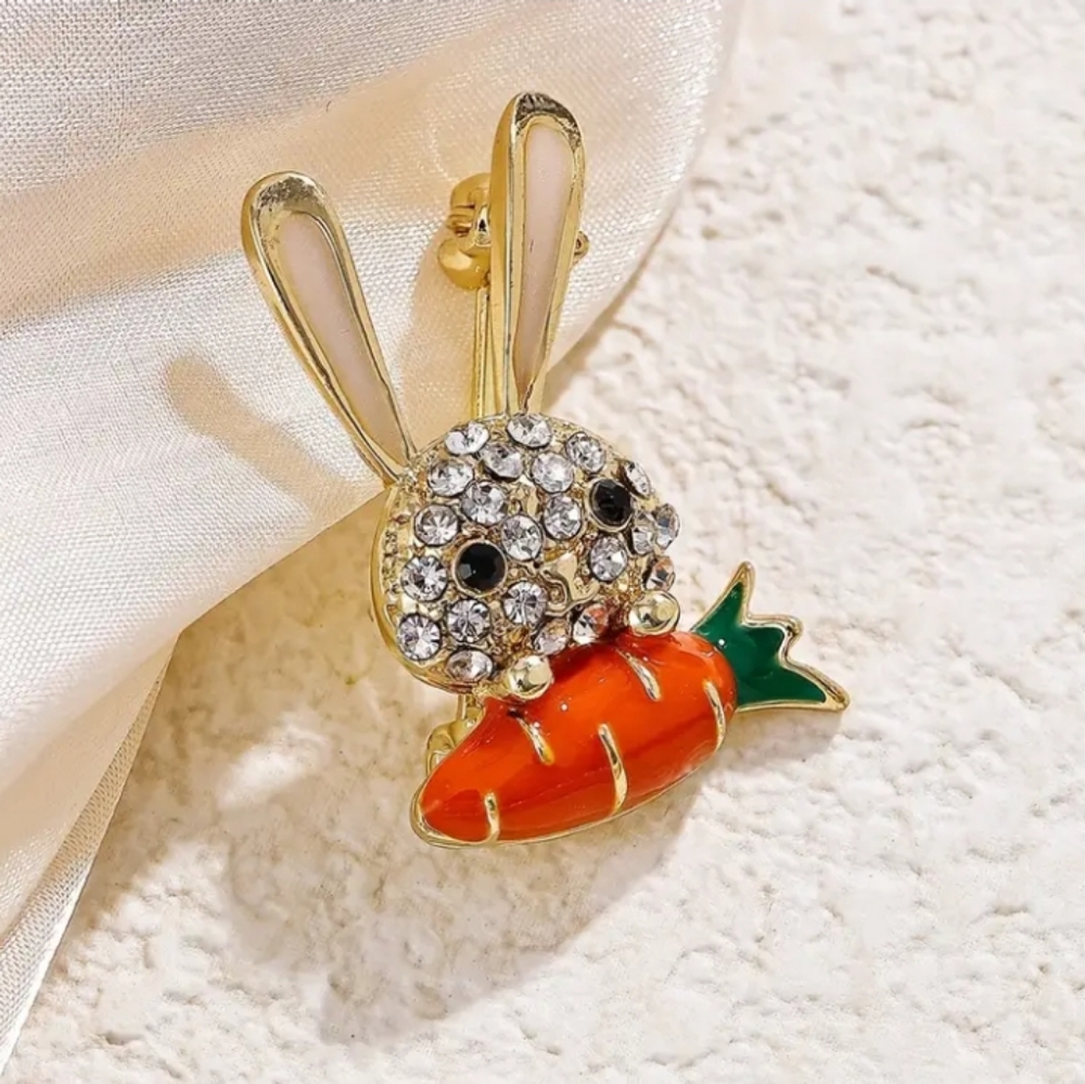 Rhinestone Bunny Brooch Pin - Picture 4 of 4